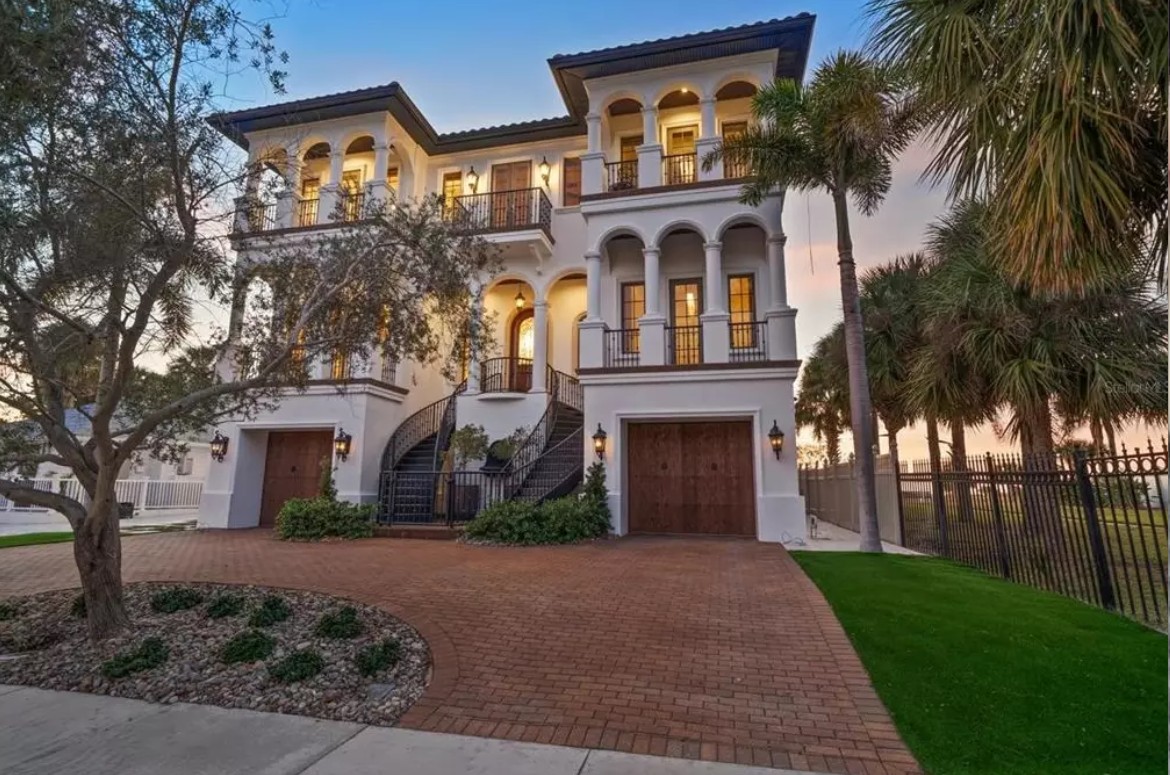 Places this week: Hulk Hogan’s house up for $11M