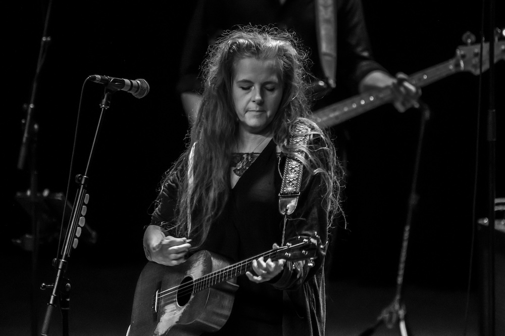 Neko Case brought songs of love and loss, along with a little hope, to Orlando