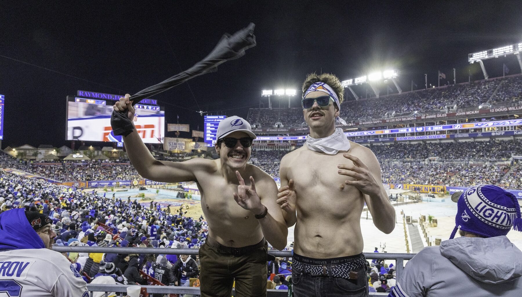 Photos: At NHL Stadium Series, Tampa Bay Lightning fans get the best game ever