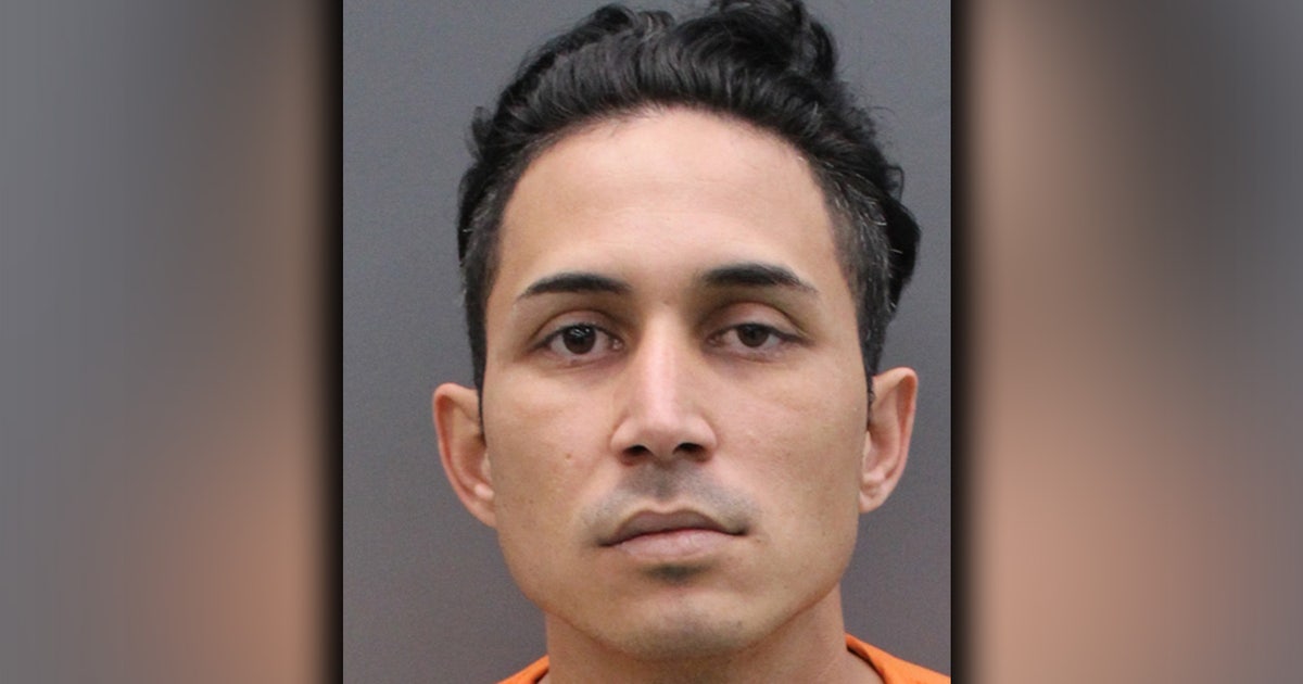 Lyft driver accused of choking and threatening to kill passenger