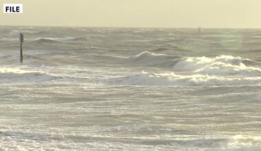 Florida rip current safety: Why first responders say you should 'go with the flow'