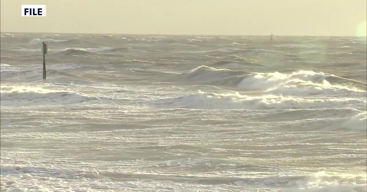 Florida rip current safety: Why first responders say you should 'go with the flow'