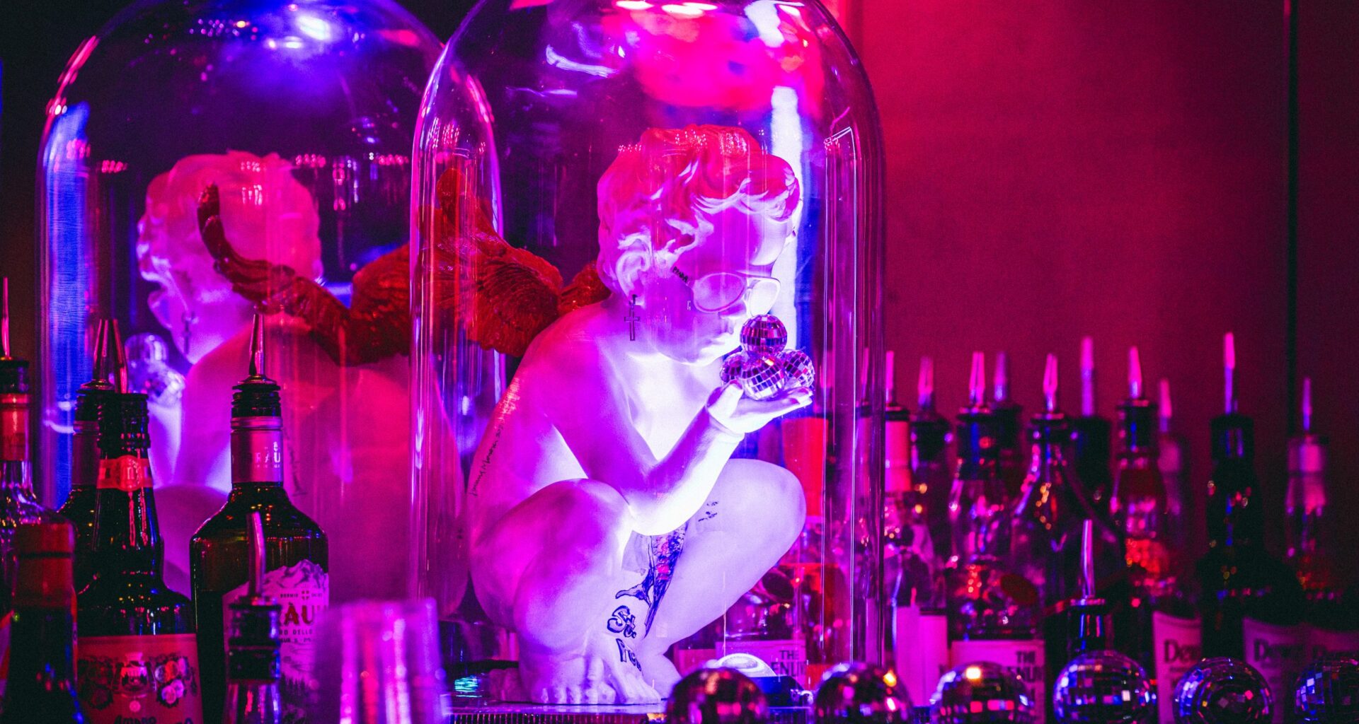 5 Sapphic Valentine's events spreading love around Tampa Bay