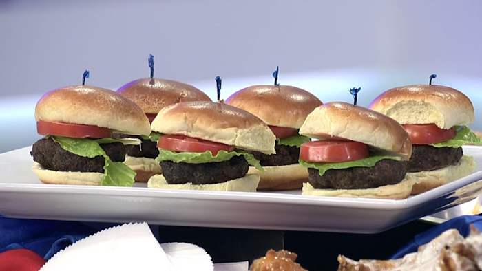 Chef shares fun tips to spice up your Super Bowl party menu