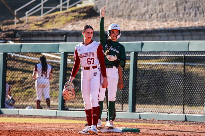 Jacksonville Sweeps UMass To Conclude Opening Weekend