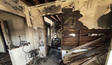 Historic home sustains damage in West Palm Beach, Florida fire
