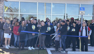 Dave’s Hot Chicken Opens New Location With Ribbon Cutting