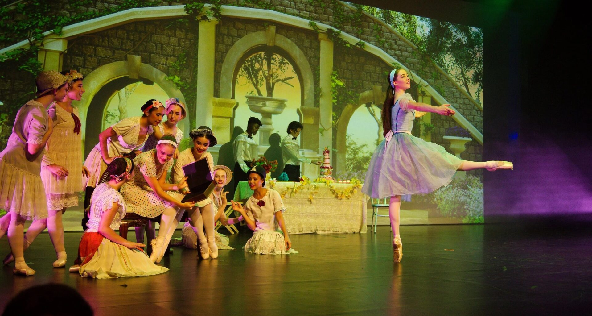 Tampa City Ballet opens studio for behind-the-scenes show this week