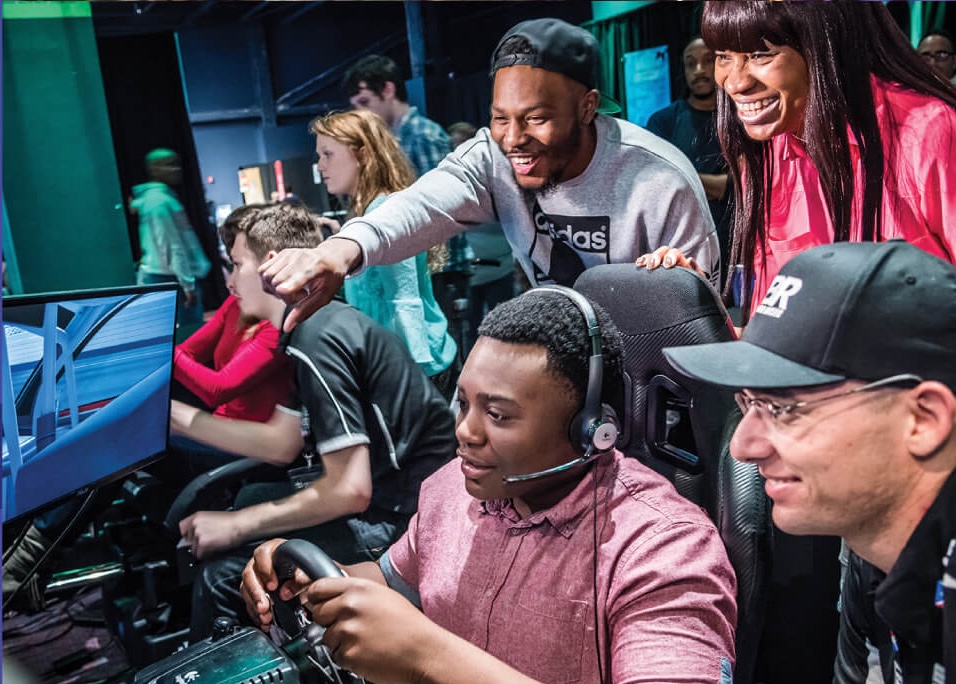 Chemistry and 'chemistry' collide at a Valentine's Day Science Night Live