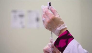 Florida bill that would create new way to sue vaccine makers advances in House