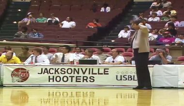 Rex Morgan coaching the Jacksonville Hooters