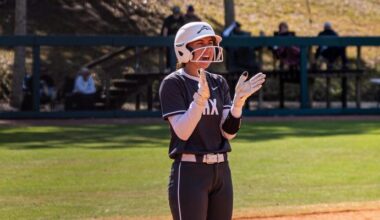 Dolphins Sweep Iona To End Second Tournament