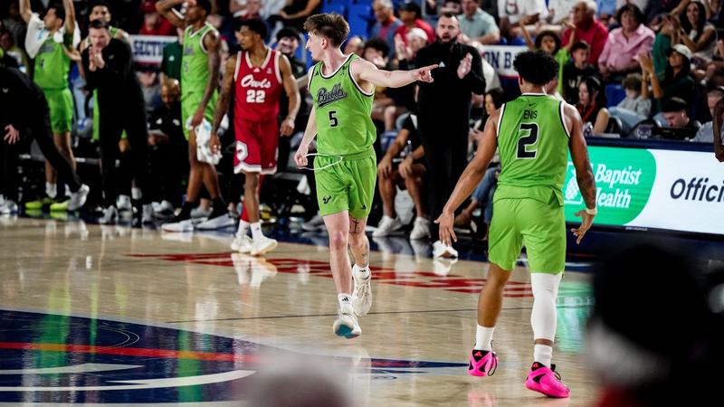 USF’s Men’s Basketball Outlasts Florida Atlantic in Overtime, Stay Atop American Conference