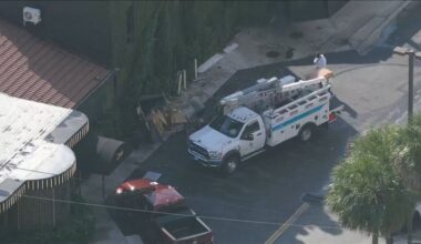 Driver crashes vehicle into valet stand outside popular Fort Lauderdale restaurant, breaks gas line