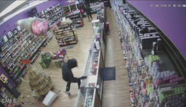 Marion County deputies release video of vape shop break-in in hopes of finding suspects