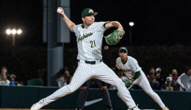 Dolphins Fall to Seminoles Tuesday Night at Sessions Stadium