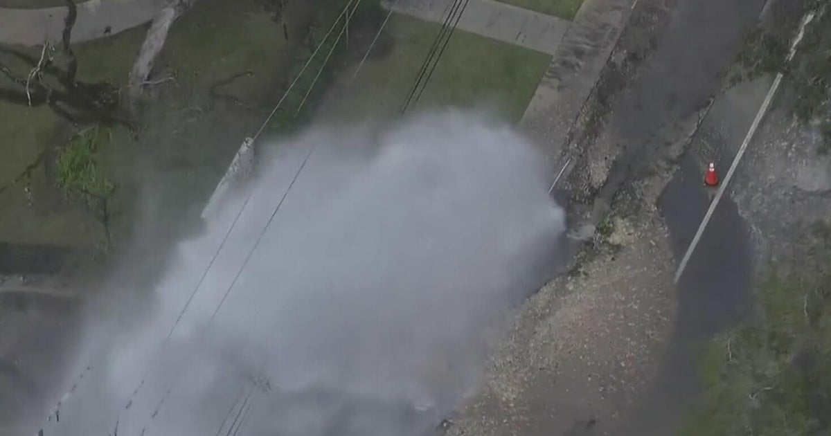 Dania Beach water main break causes gallons of water to spew onto the road, with residents under a boil water order