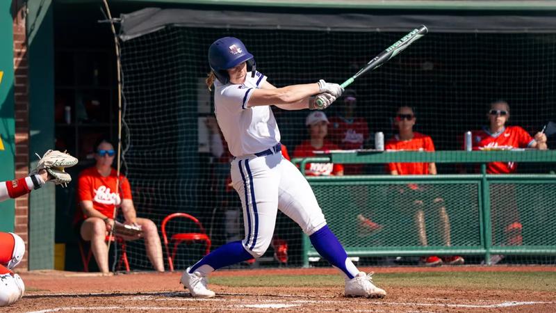 Demons split a pair on second day in Jacksonville