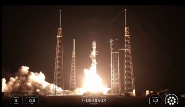 SpaceX launches Falcon 9 from Florida coast