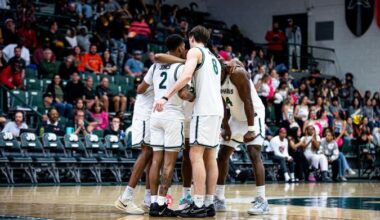 Dolphins Go Toe To Toe With Austin Peay