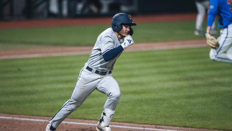 Baseball Drops Midweek Contest at #10 Florida