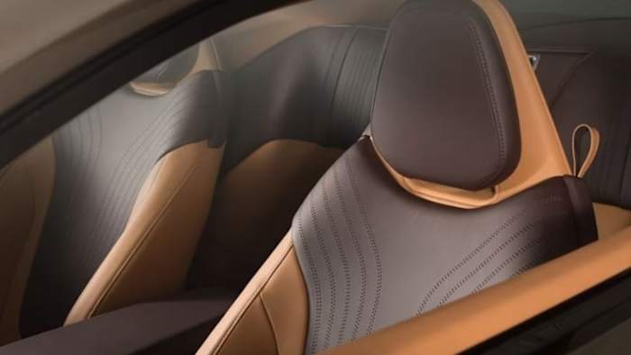 Florida bill requires booster seats for 8-year-old children