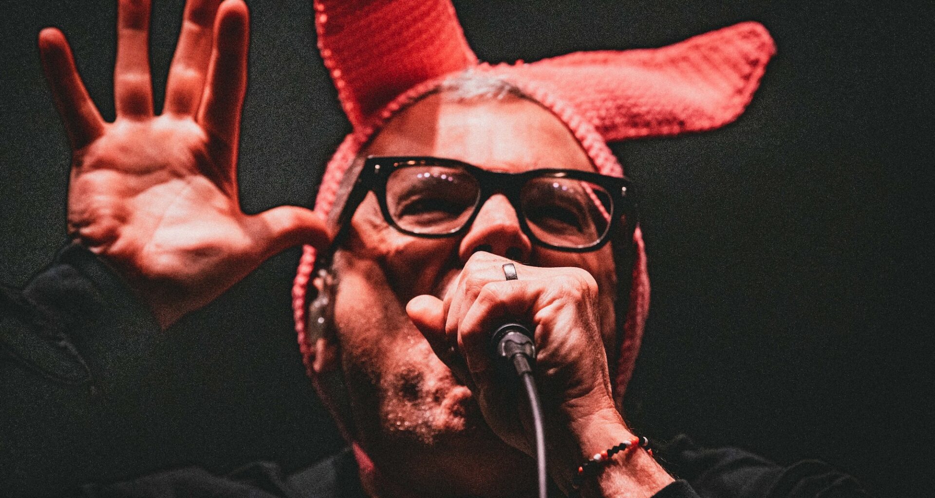 Photos: Descendents, Frank Turner and Nobro rock St. Pete