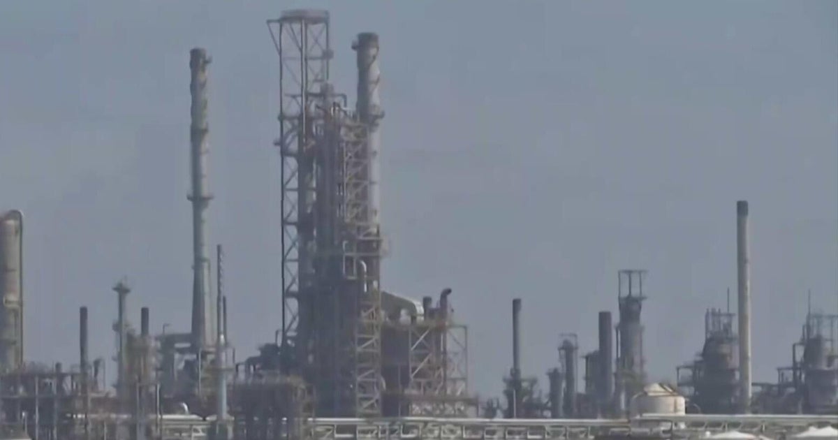 South Florida residents are reacting to the Trump's decision to sell Venezuelan oil to Cuban private businesses