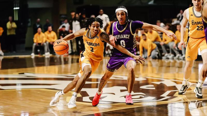 Men's Basketball Takes National Stage on Friday Against #21 Miami