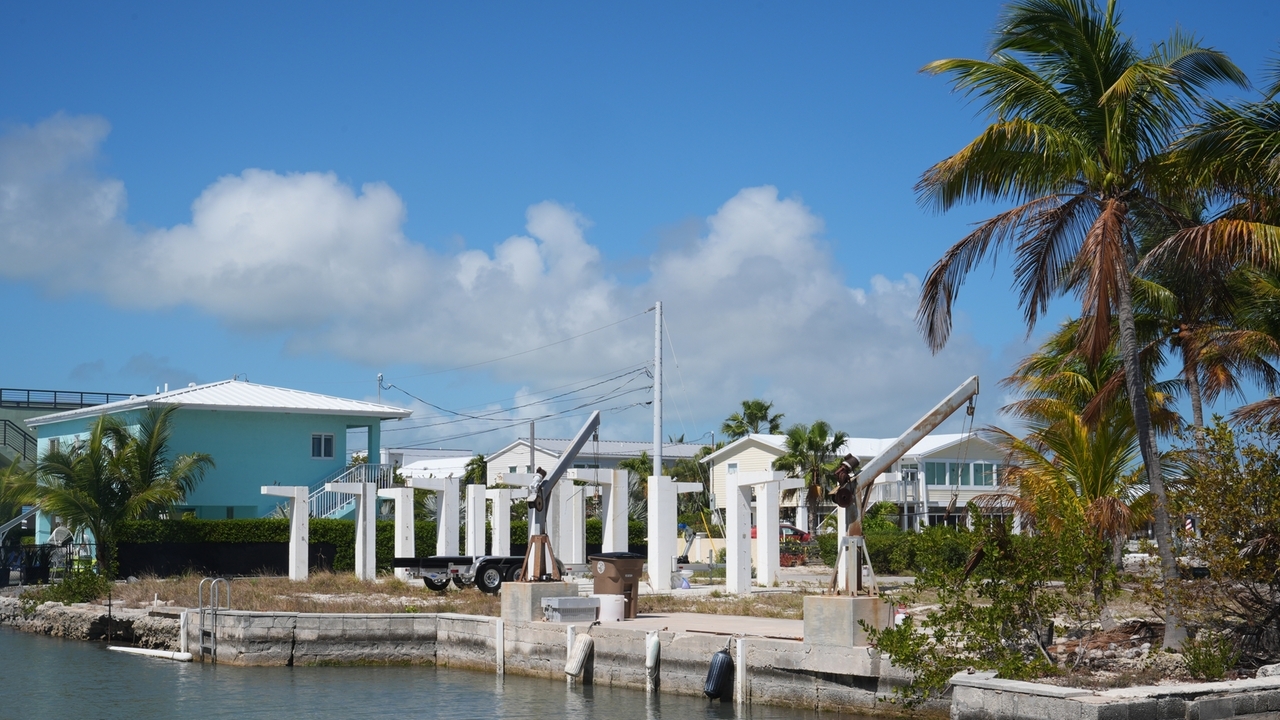 Deaths on a boat off Cuba spotlight Florida anti-government groups