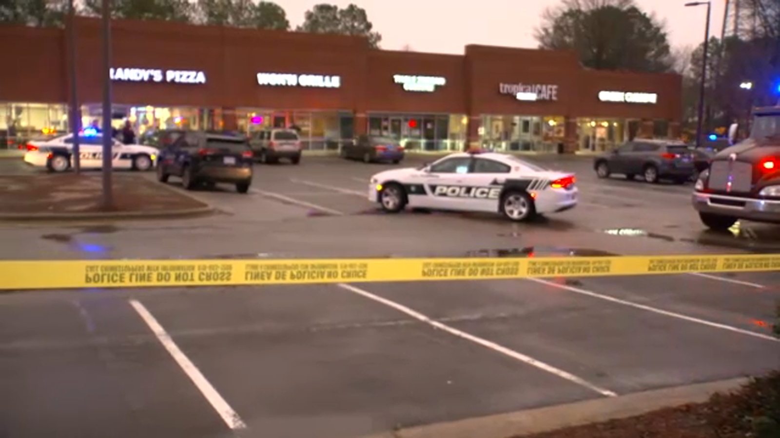 Randy's Pizza Miami Blvd | 1 dead, 1 in custody after shooting at Durham pizza restaurant