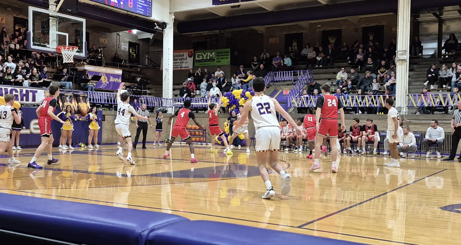 Taylorville Boys Lose to Jacksonville on Senior Night