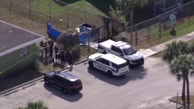 Woman found dead near dumpster next to Fort Lauderdale apartments, being investigated as homicide - WSVN 7News | Miami News, Weather, Sports