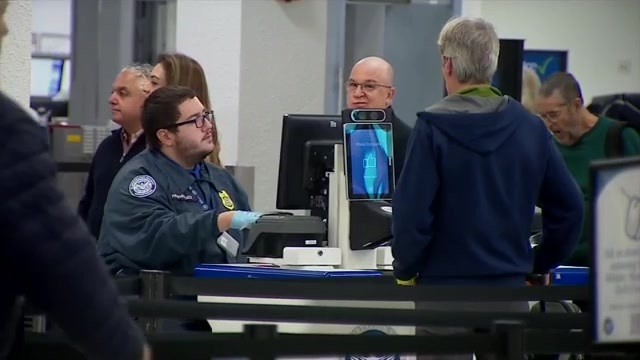 Hundreds of canceled flights trigger frustrations at MIA, FLL as historic blizzard pummels Northeast - WSVN 7News | Miami News, Weather, Sports