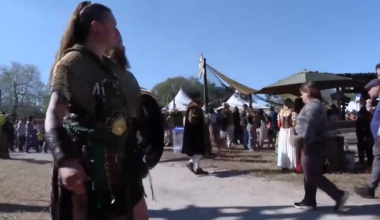 Florida Renaissance Festival brings participants together for fun, festivities at Deerfield Beach - WSVN 7News | Miami News, Weather, Sports