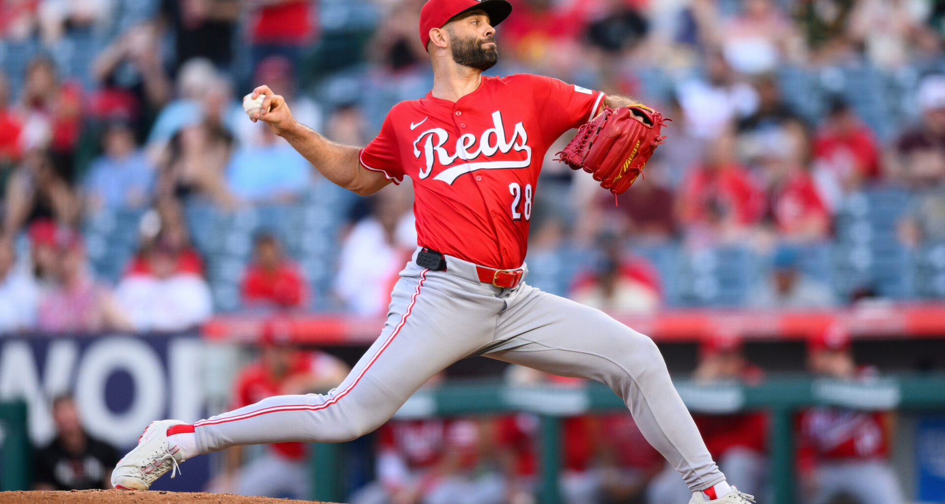 Tampa Bay Rays and pitcher Nick Martinez finalize $13 million, 1-year contract