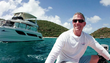 Pinellas boat giant backs CEO amid activist investor's 'failed management' accusations