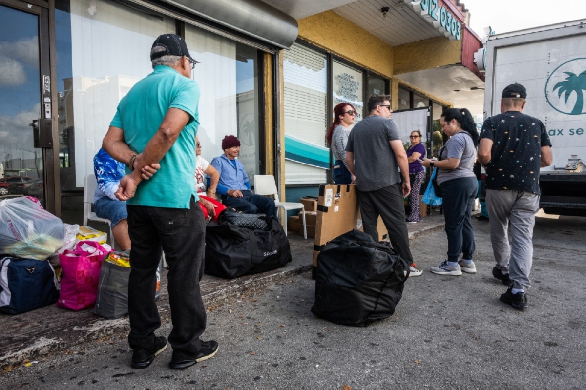 Cuban Americans send help to island, but some cry foul