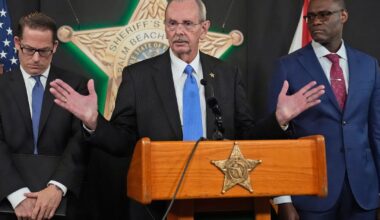 Florida deputy kills man who drove into him after fatally shooting 2 people, sheriff says :: WRAL.com