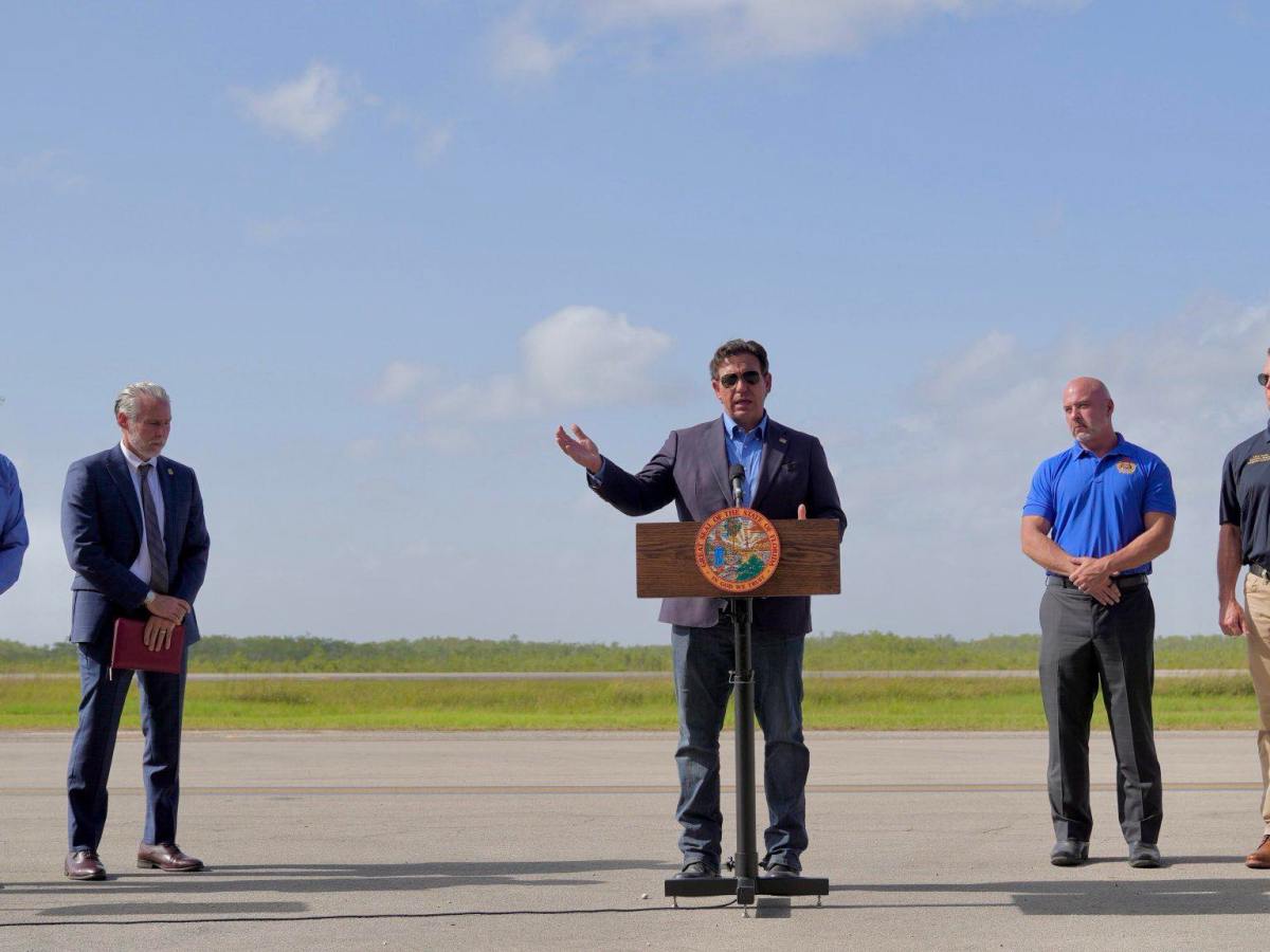 Florida backs down: DeSantis’ emergency fund can be used on immigration