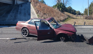 1 dead when vehicle drives off Florida overpass and crashes into car on I-75