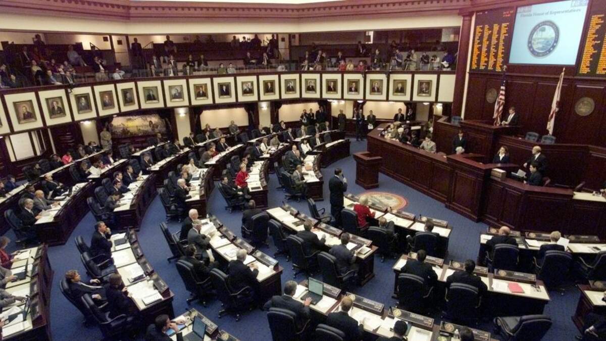 Public School Advocates Rally In Tallahassee | Y100.7
