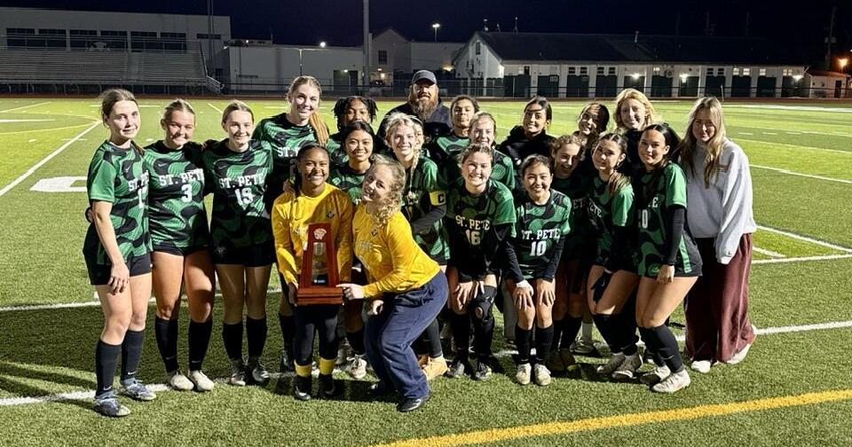 High school huddle: Area teams capture district soccer championships | St. Petersburg