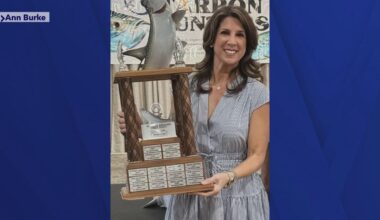 North Fort Myers woman makes history in Cape Coral tarpon fishing club |