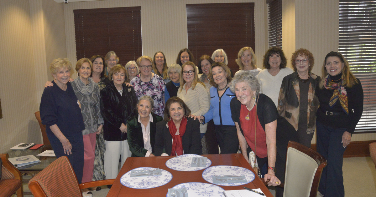 A Soup Off for scholarships on Key Biscayne | BeachCombings