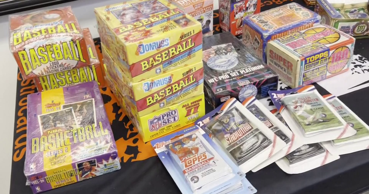 Southwest Florida Card Show draws collectors to Fort Myers | Lee County