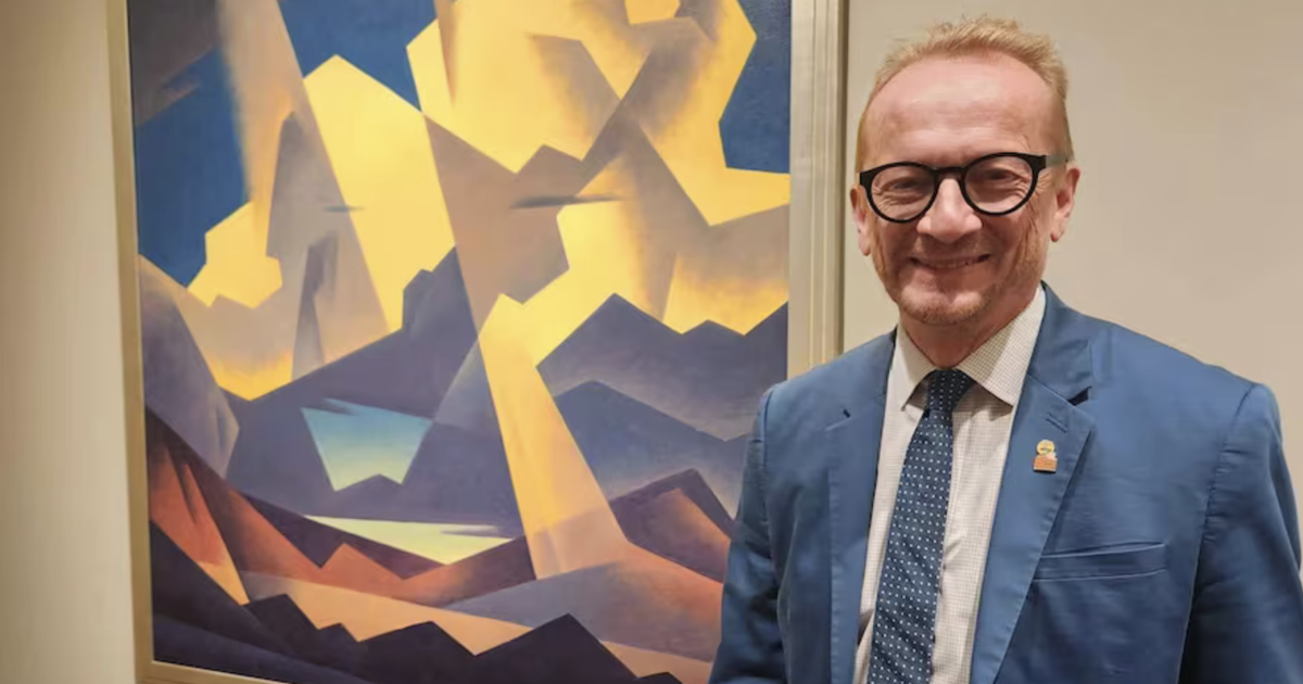 Robin Nicholson, executive director of St. Petersburg’s James Museum, has died | St. Petersburg