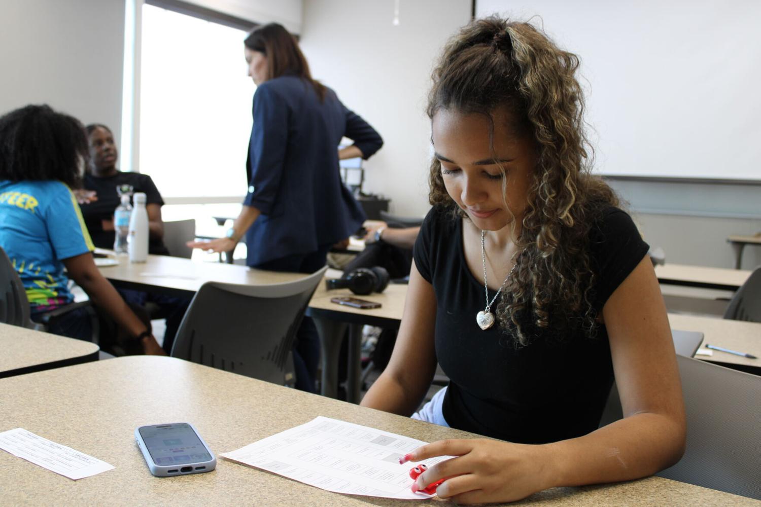 'Café francophone' encourages French beyond the classroom | Culture