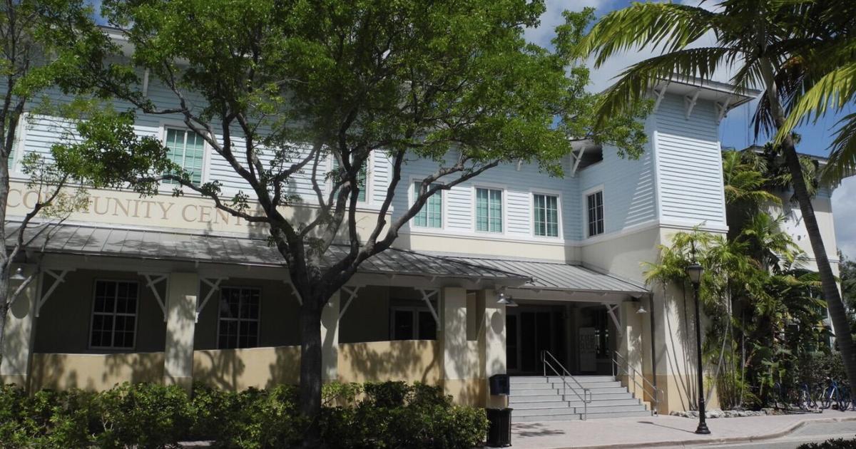 Roofing project passes on 5-2 vote | Key Biscayne