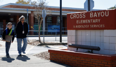 Pinellas approves first round of school closures, mergers | St. Petersburg